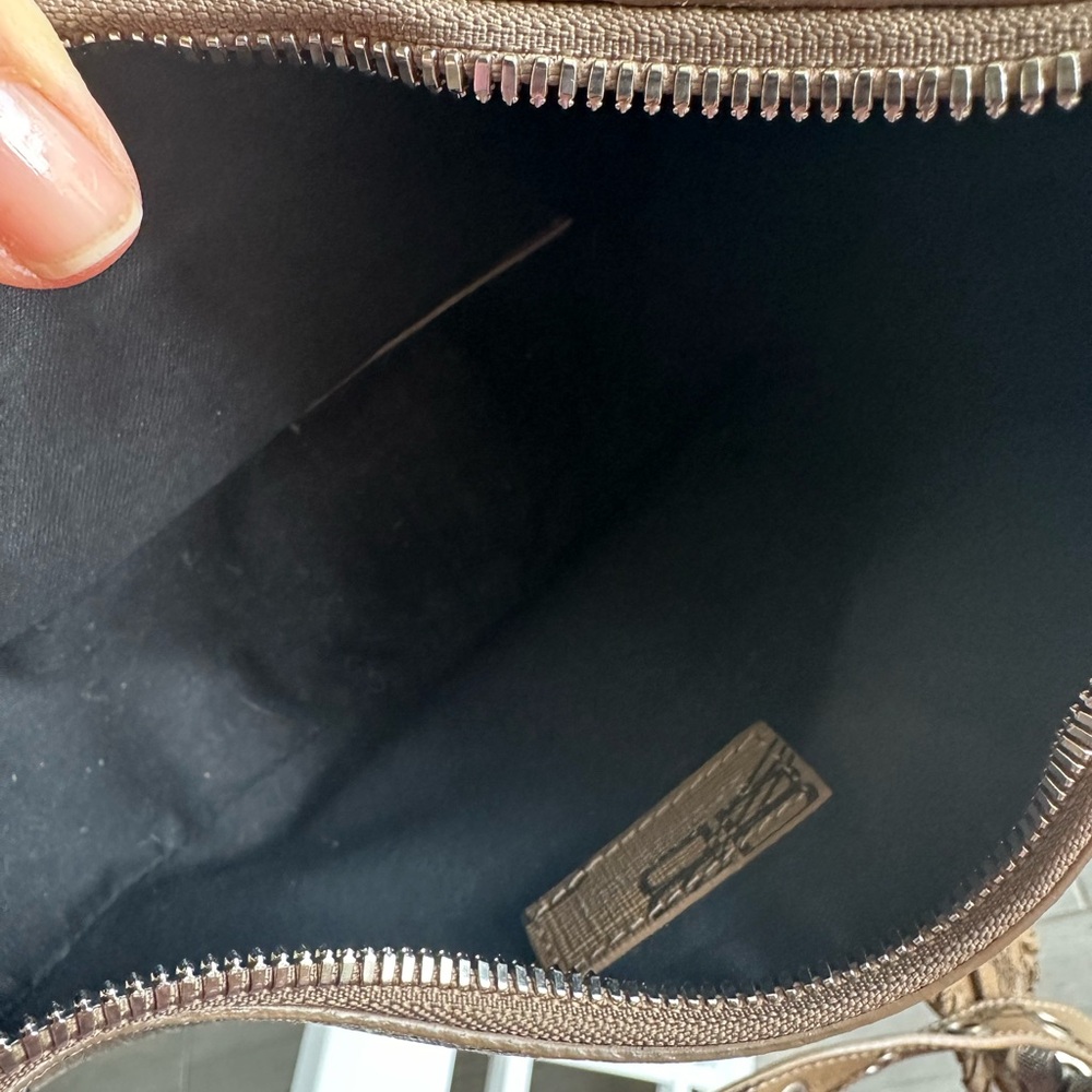 BALENCIAGA Le Cagole Xs BB Monogram Shoulder Bag - Picture 9 of 10